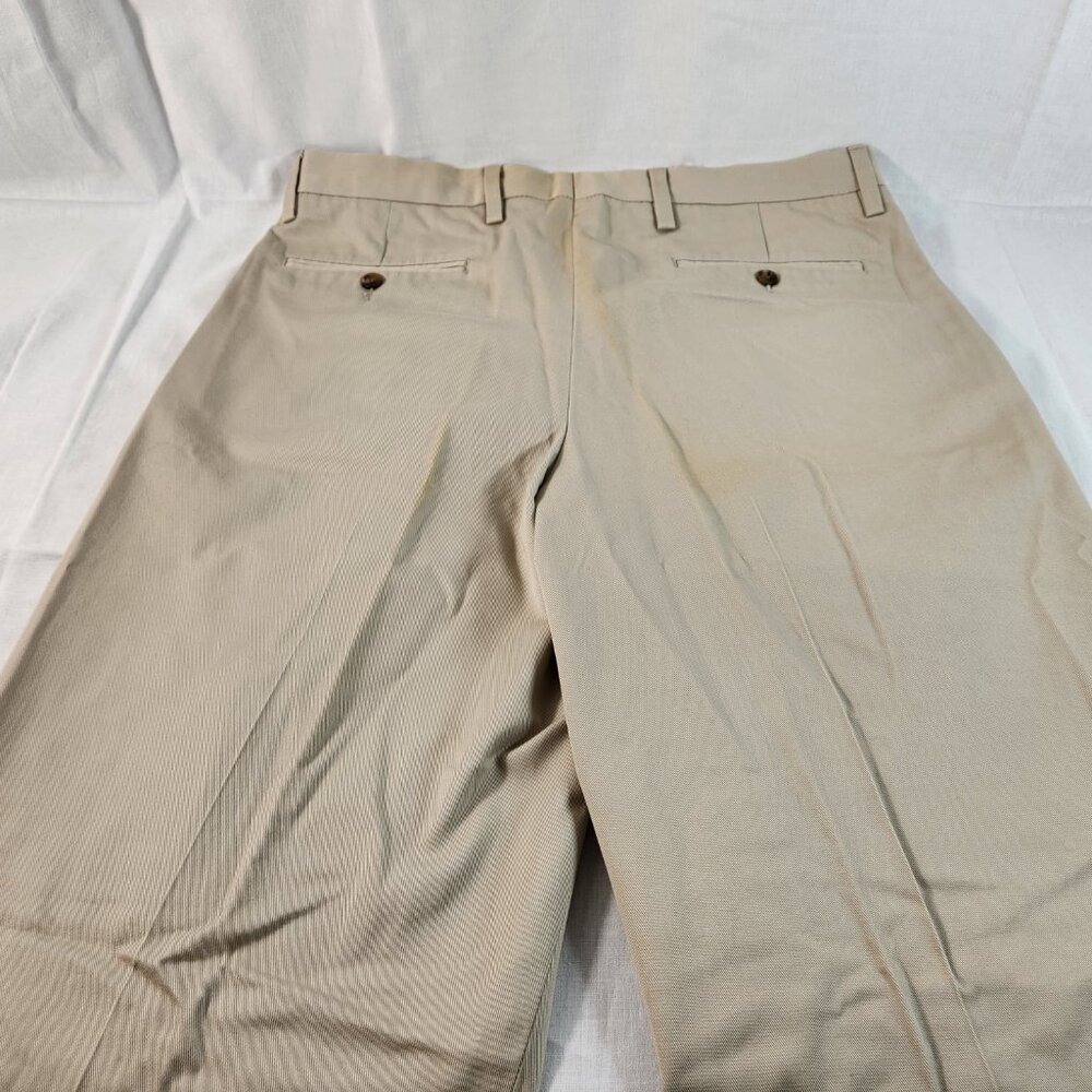 Eddie Bauer Nano-Care Relaxed Fit Khaki Pants Men’s Sz 36 (Actual 34) Pleated - Picture 11 of 12